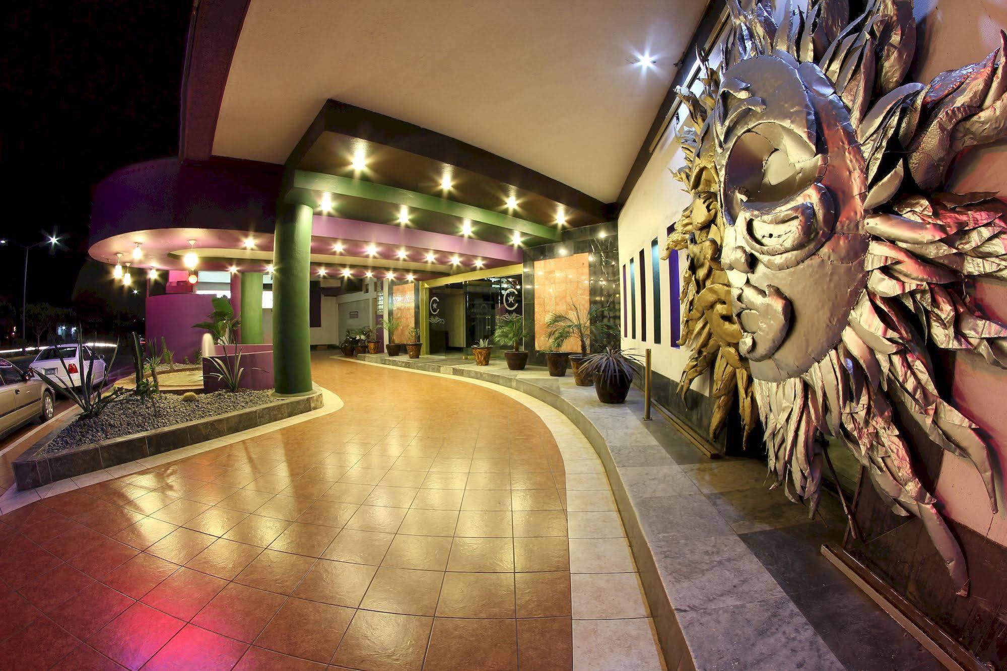 Hotel Fiesta Tijuana Buitenkant foto