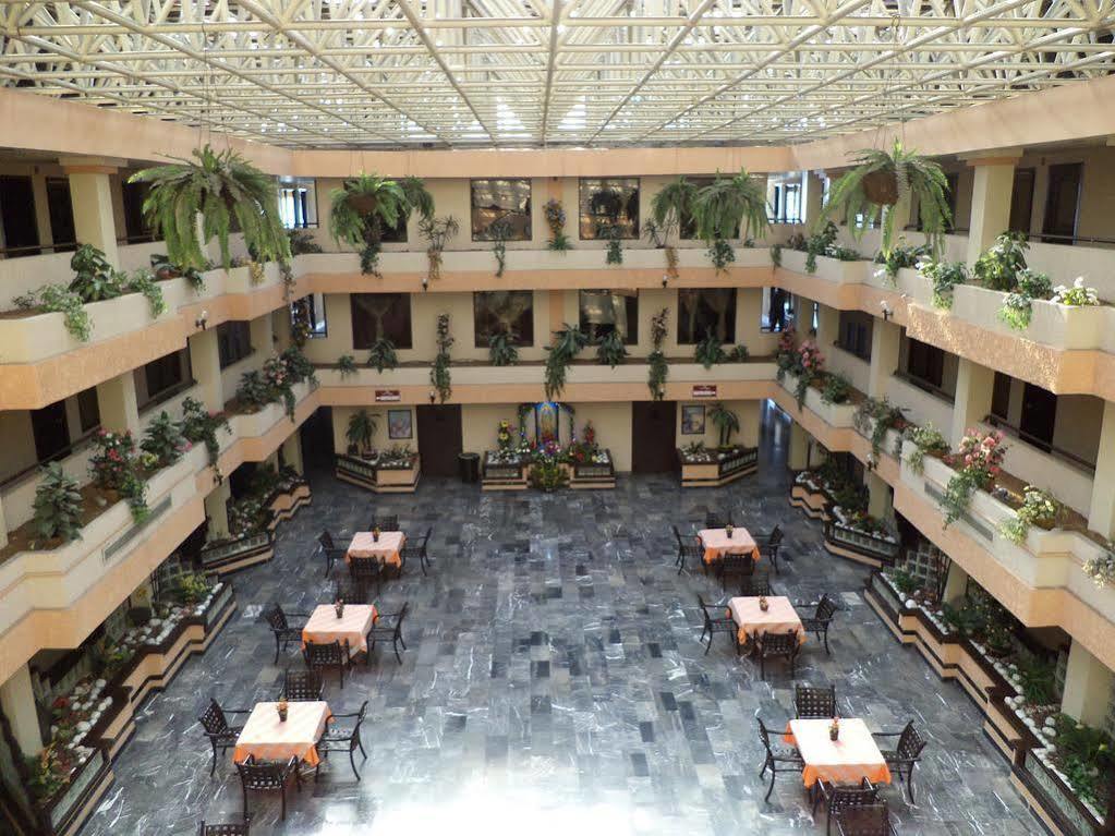 Hotel Fiesta Tijuana Buitenkant foto